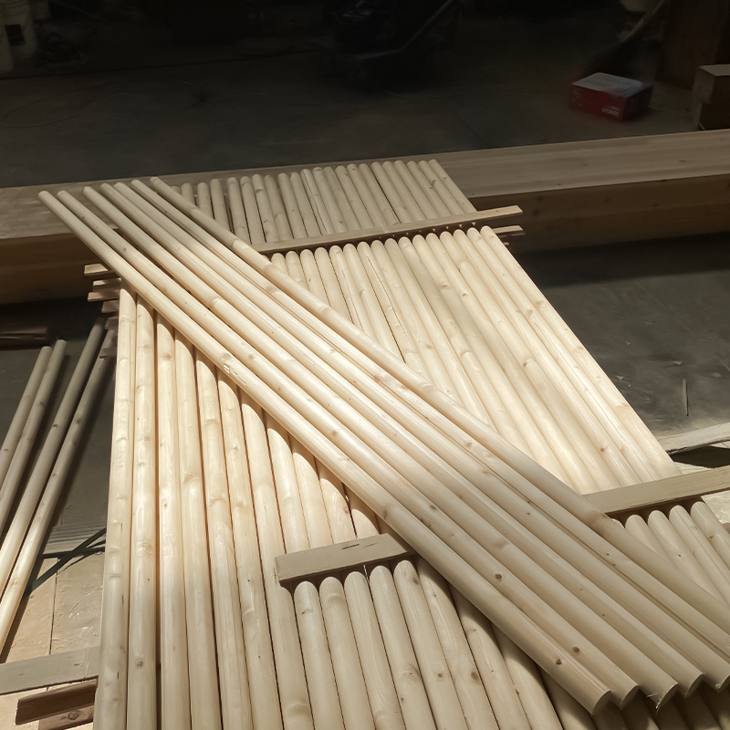 Ladin Yuvarlak Glulam Sütunu Ladin Yuvarlak Glulam Sütunu