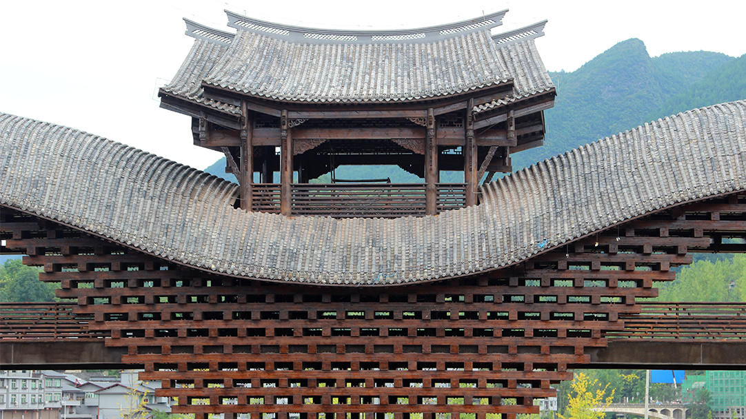 Zhuoshui Rüzgar ve Yağmurla Kapalı Köprü, Qianjiang, Chongqing